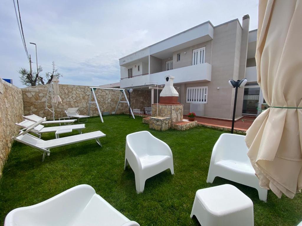 La Maison Du Mar Bari Exteriör bild