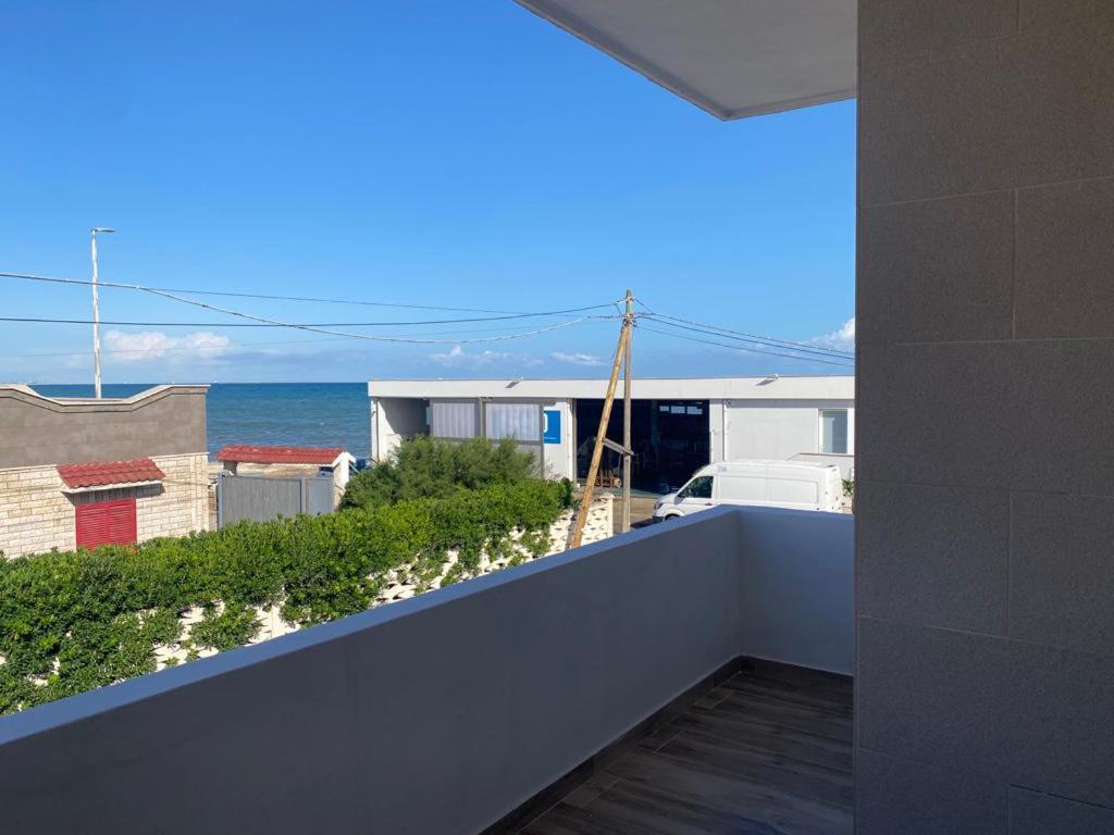 La Maison Du Mar Bari Exteriör bild